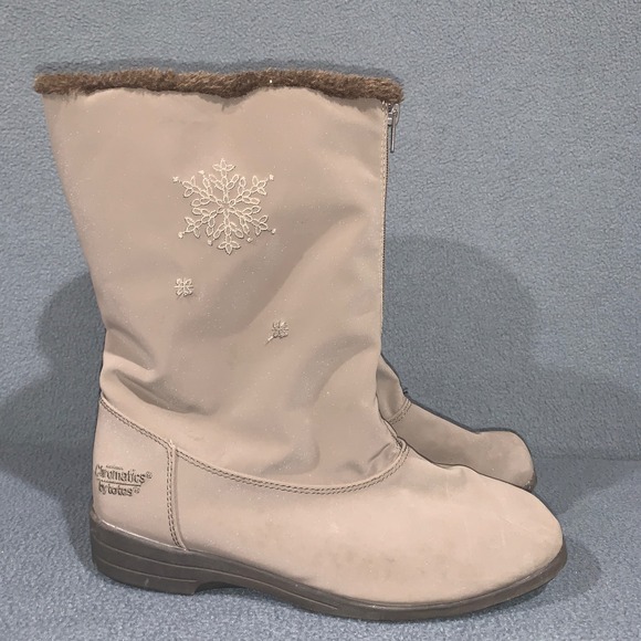 Chromatics by Totes Womens 11XW Wide Width Winter Snow Boots Taupe Faux Fur - Picture 1 of 10